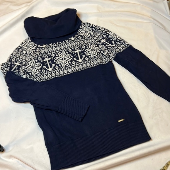 Nautica Sweaters - Womens Nautica navy turtleneck sweater